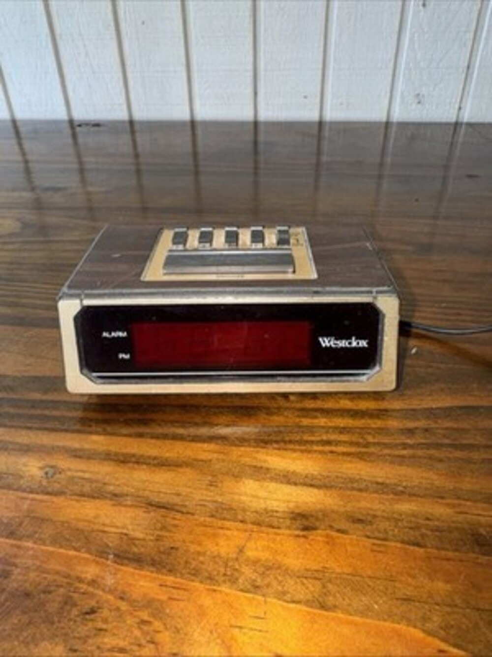 Vintage Westclox Woodgrain Red Digital Alarm Clock Model 22644 Tested Working
